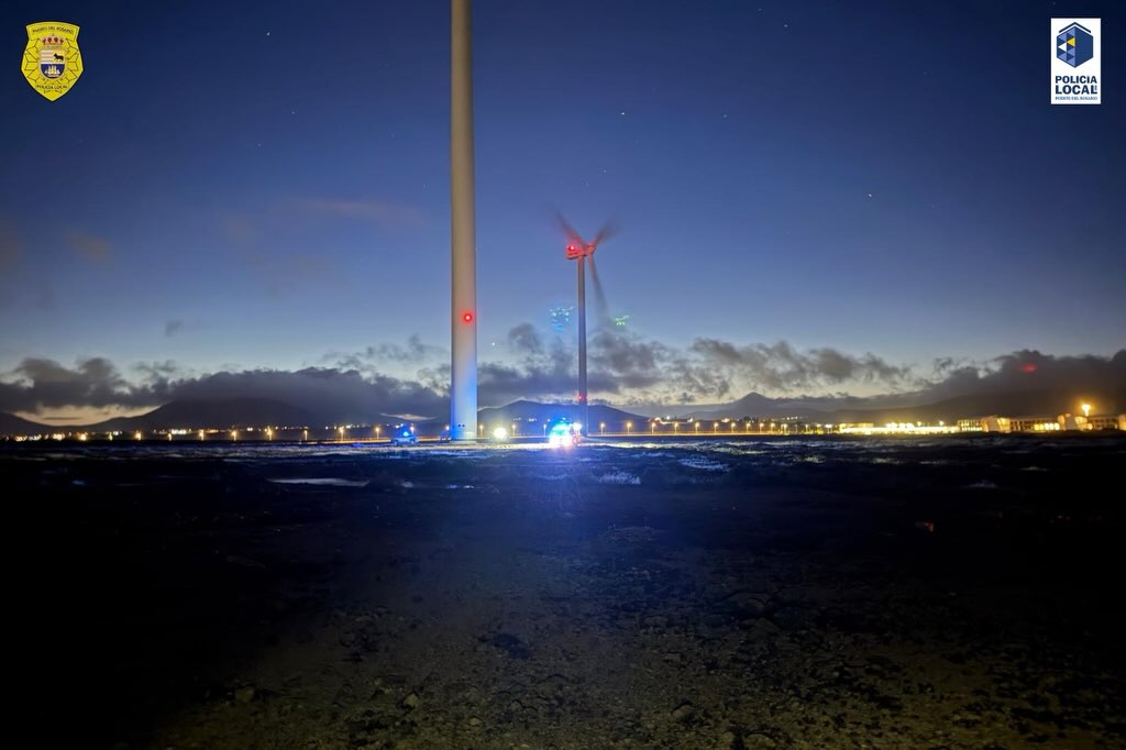 Imágenes del accidente en el entorno de la Cuesta Perico, en Puerto del Rosario (2)