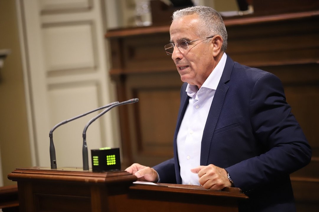 Mario Cabrera, en el pleno del Parlamento, 25 de mayo de 2024 (11)