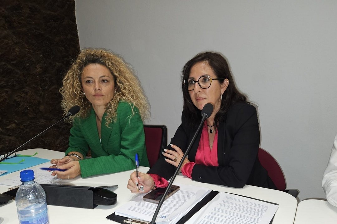 Dunia Álvaro y Miriam de León, concejales del PP en Pájara.