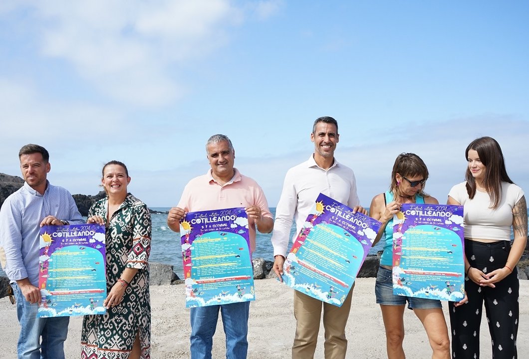 Presentación de la 9ª edición del Festival Cotilleando.