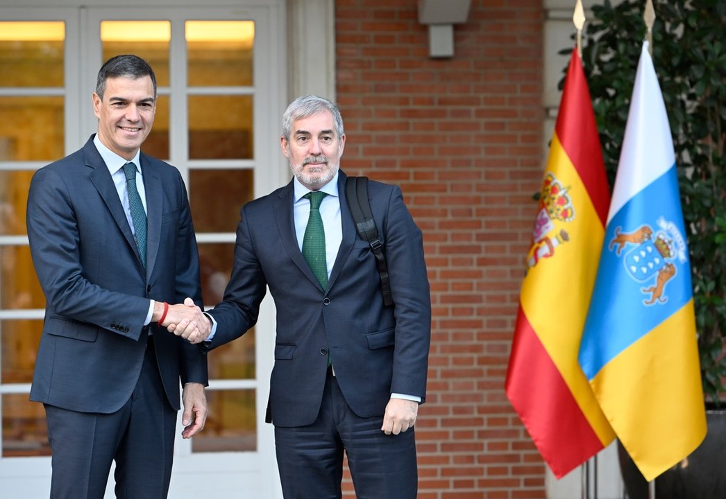 Clavijo y Sánchez, en la reunión bilatareal Canarias Gobierno de España (2)