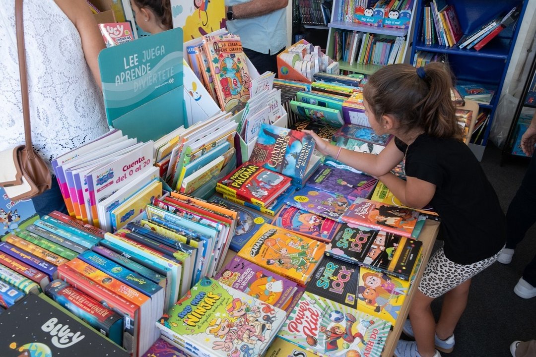 Librería en la 34 Feria del Libro.