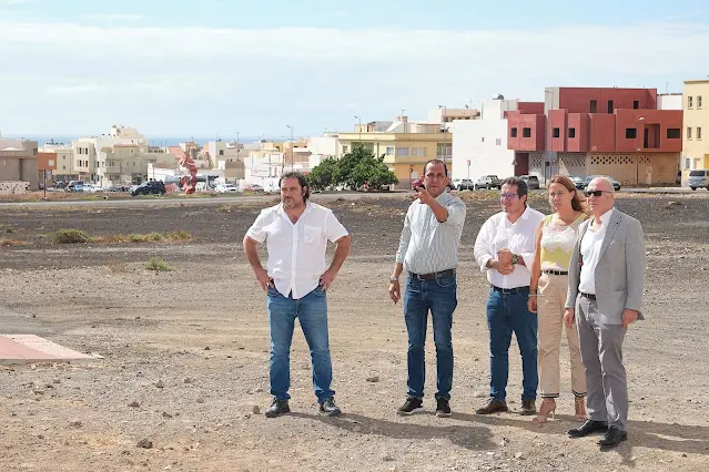 Visita al solar de Puerto del Rosario destinado al Palacio de la Justicia (Archivo de FD, septiembre de 2023).