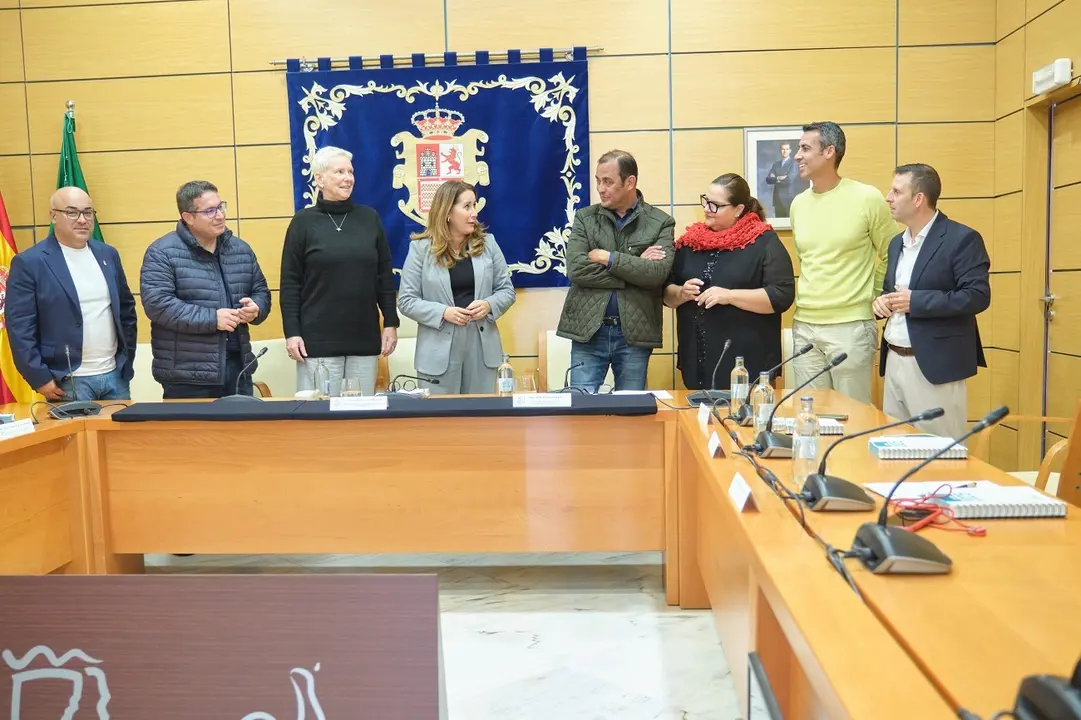 Reunión Cabildo-ayuntamientos para tratar sobre seguridad ciudadana y vivienda.