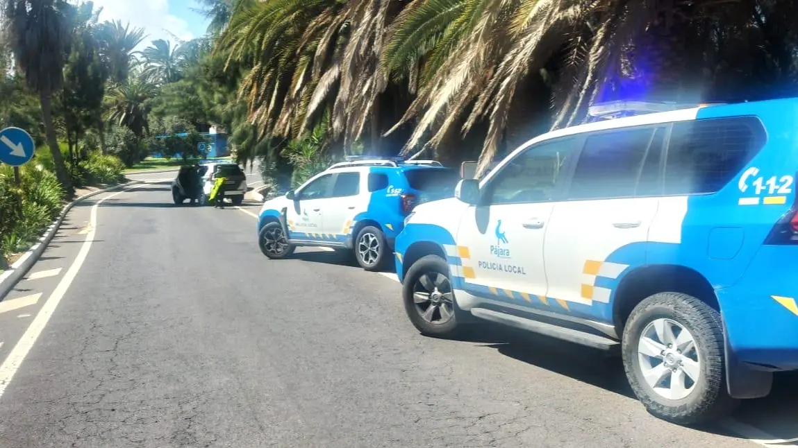 Control de la Policía Local de Pájara con la Guardia Civil.