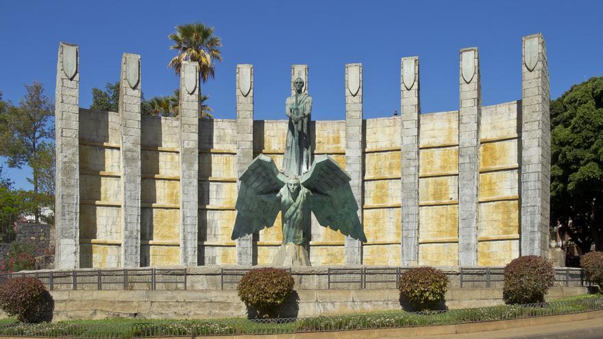 Imagen del llamado Monumento a Franco.
