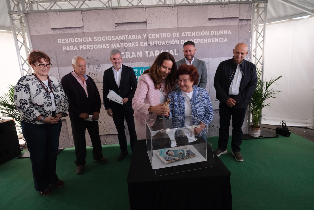 Acto institucional en la futura a Residencia de Gran Tarajal (1)